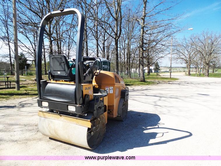 image for item K1370 2006 Case DV202 double drum compactor