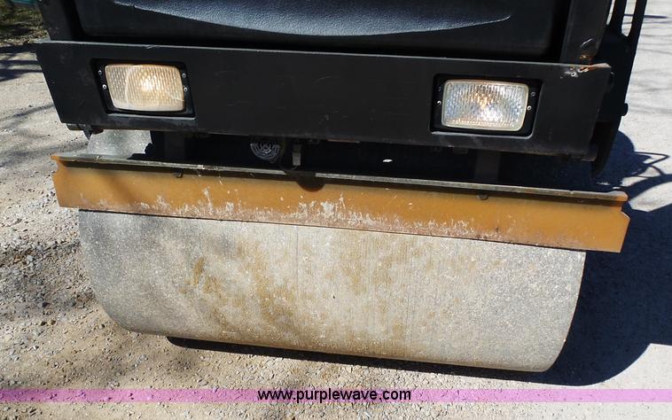 image for item K1370 2006 Case DV202 double drum compactor