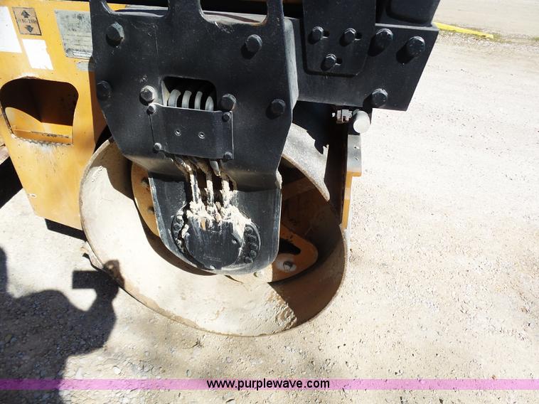 image for item K1370 2006 Case DV202 double drum compactor