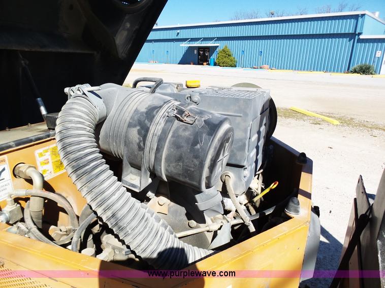 image for item K1370 2006 Case DV202 double drum compactor