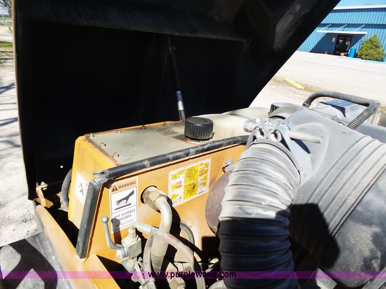 image for item K1370 2006 Case DV202 double drum compactor