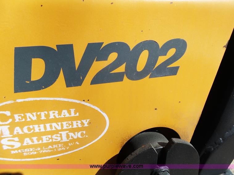 image for item K1370 2006 Case DV202 double drum compactor