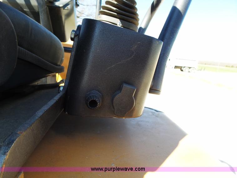 image for item K1370 2006 Case DV202 double drum compactor