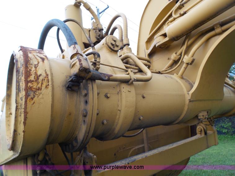 image for item K1383 Caterpillar 637 conventional scraper