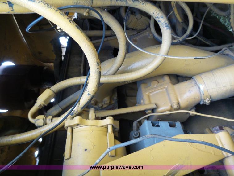 image for item K1383 Caterpillar 637 conventional scraper