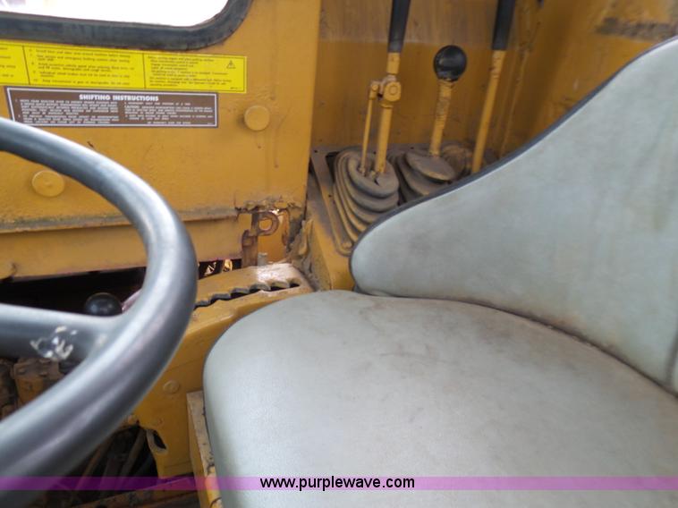 image for item K1383 Caterpillar 637 conventional scraper