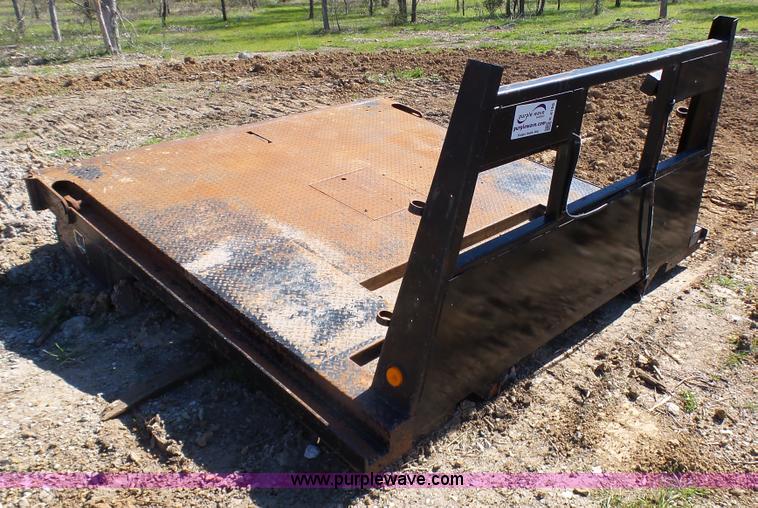 image for item K4199 Largo FBR10896 flatbed