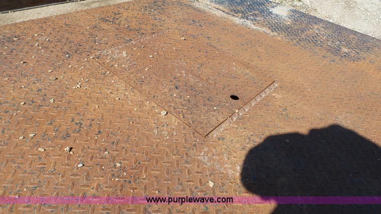 image for item K4199 Largo FBR10896 flatbed