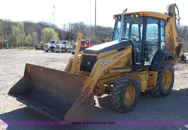 image for item K4200 2006 John Deere 310SG backhoe