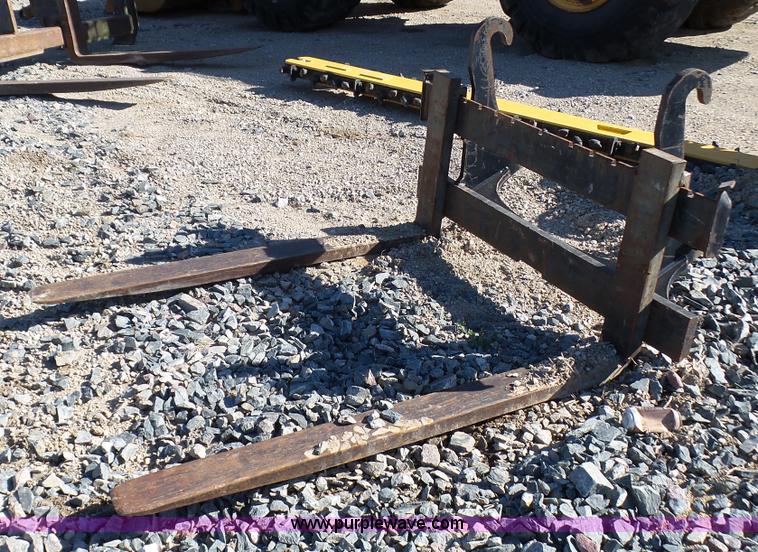 image for item K4200 2006 John Deere 310SG backhoe