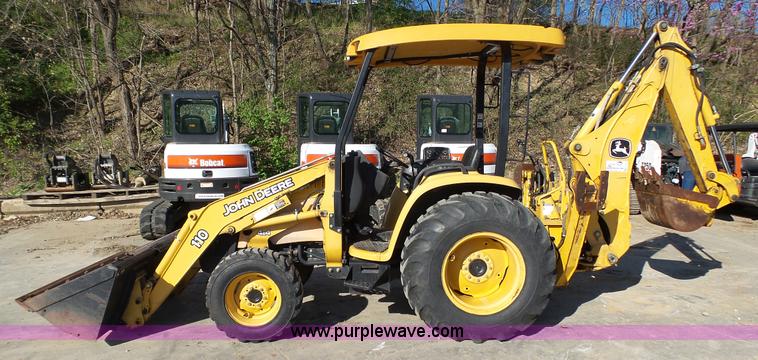 image for item K4207 2001 John Deere 110 backhoe