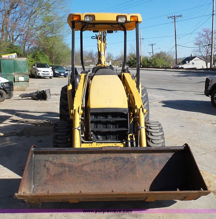 image for item K4207 2001 John Deere 110 backhoe