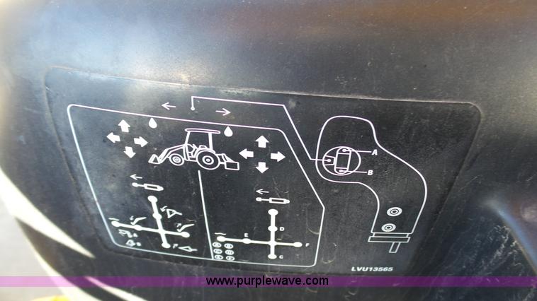 image for item K4207 2001 John Deere 110 backhoe