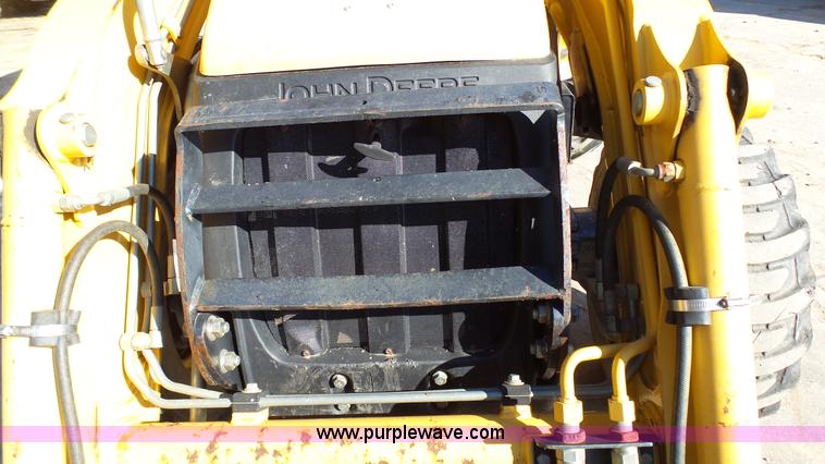 image for item K4207 2001 John Deere 110 backhoe
