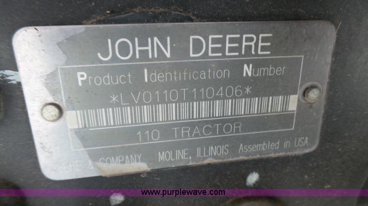 image for item K4207 2001 John Deere 110 backhoe