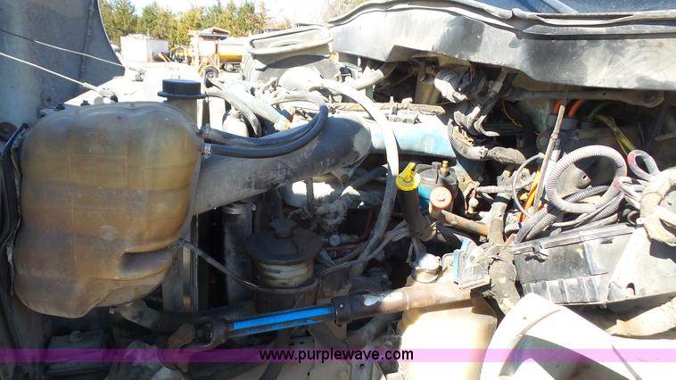 image for item K5110 2006 International DuraStar 4300 water truck