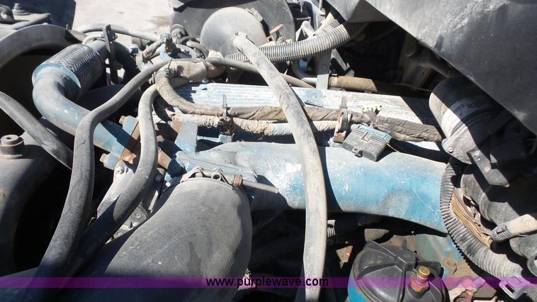 image for item K5110 2006 International DuraStar 4300 water truck