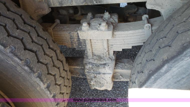 image for item K5110 2006 International DuraStar 4300 water truck