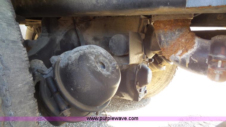 image for item K5110 2006 International DuraStar 4300 water truck