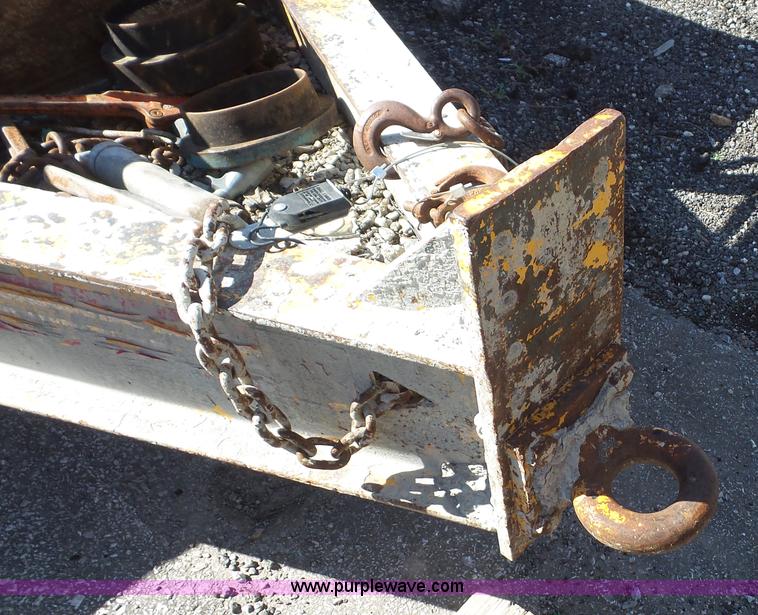 image for item K5111 1990 CZ Engineering C218KT equipment trailer