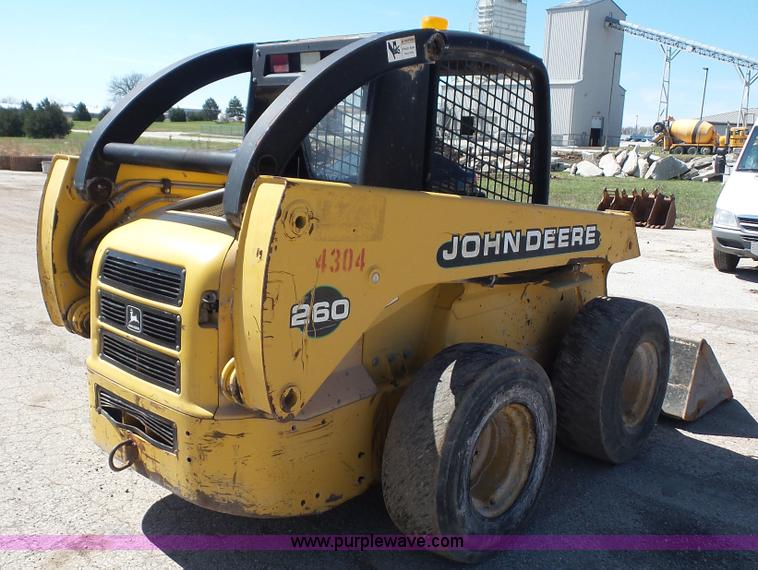 image for item K5142 2000 John Deere 260 skid steer