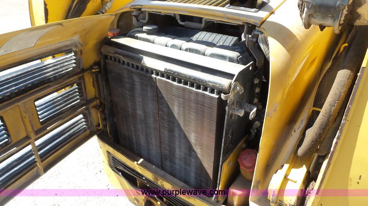 image for item K5142 2000 John Deere 260 skid steer