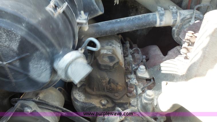 image for item K5142 2000 John Deere 260 skid steer