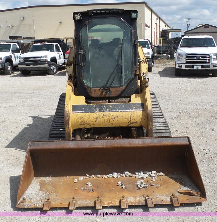 image for item K7983 2005 Caterpillar 257B skid steer