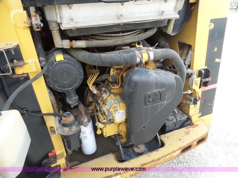 image for item K7983 2005 Caterpillar 257B skid steer