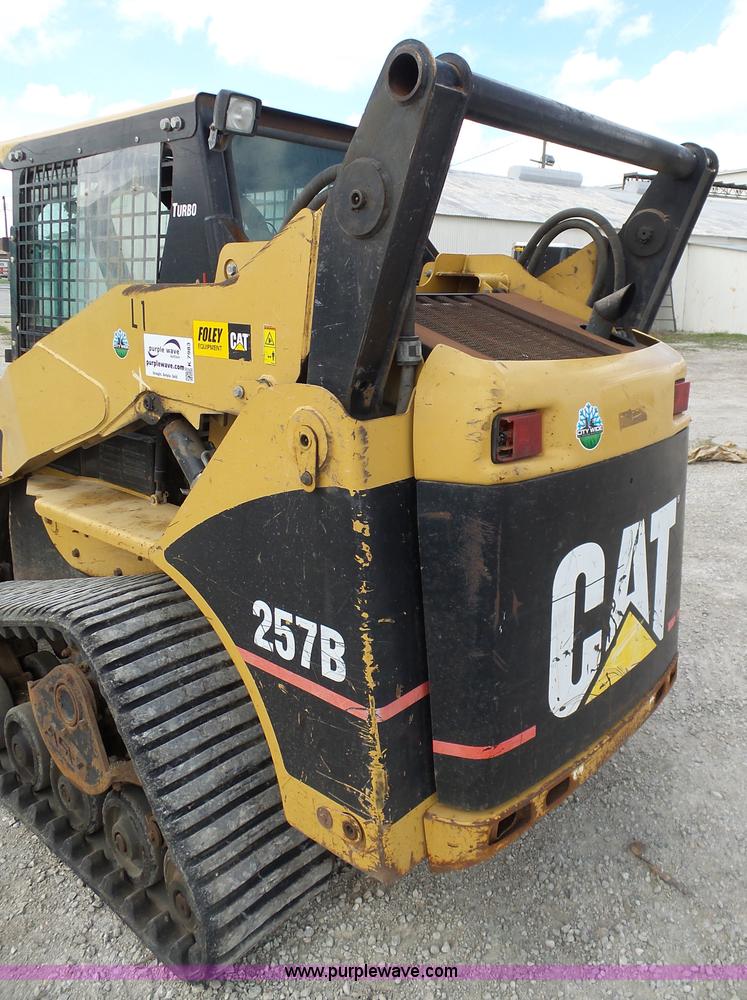 image for item K7983 2005 Caterpillar 257B skid steer