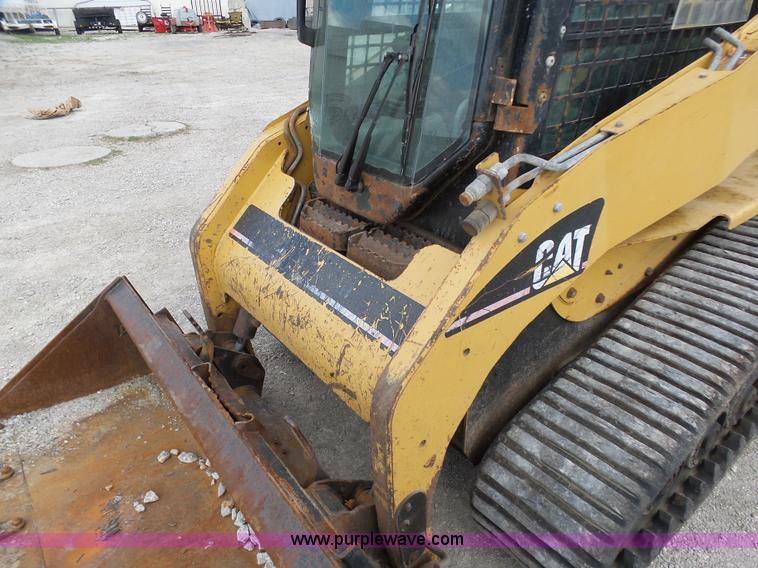 image for item K7983 2005 Caterpillar 257B skid steer