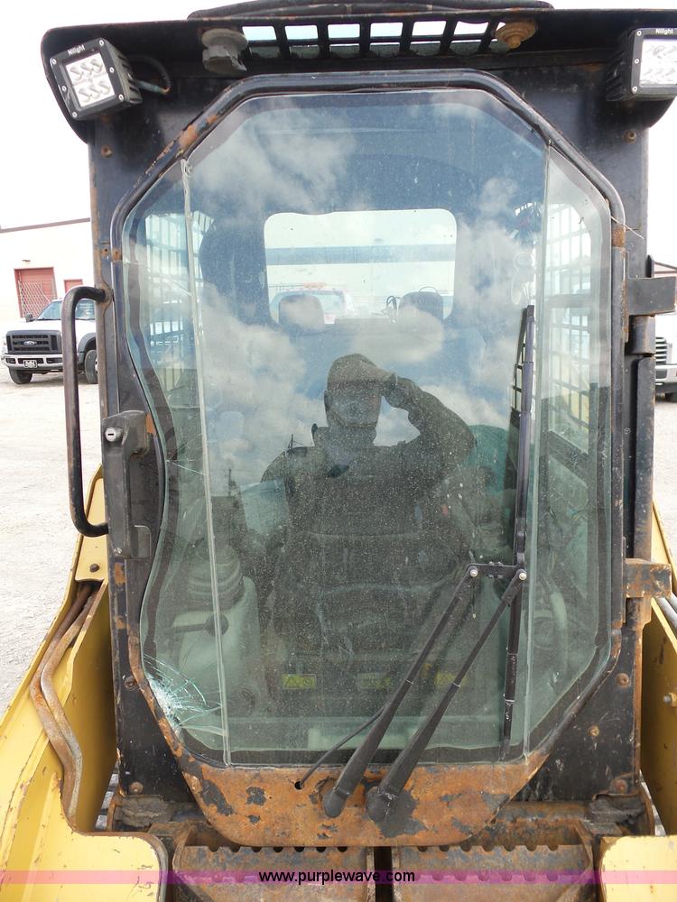 image for item K7983 2005 Caterpillar 257B skid steer