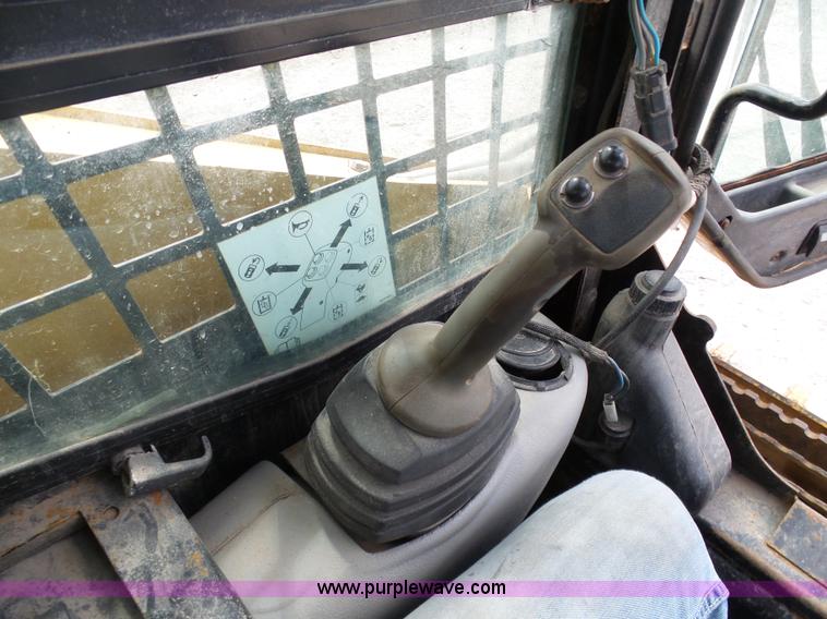 image for item K7983 2005 Caterpillar 257B skid steer