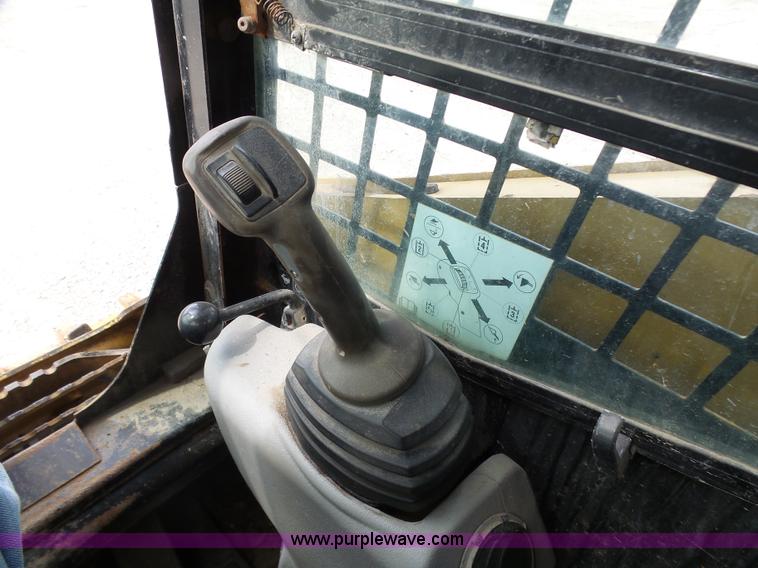 image for item K7983 2005 Caterpillar 257B skid steer