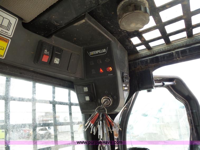 image for item K7983 2005 Caterpillar 257B skid steer