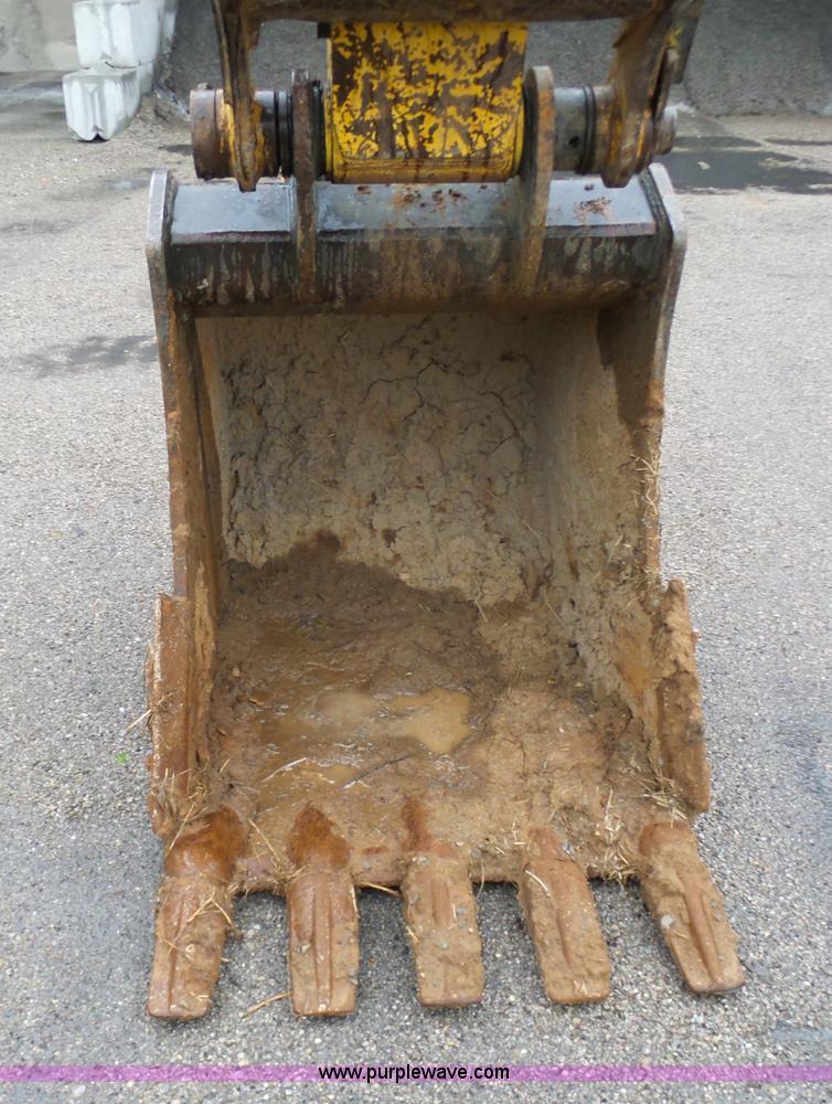 image for item K7998 2009 Komatsu PC160LC excavator