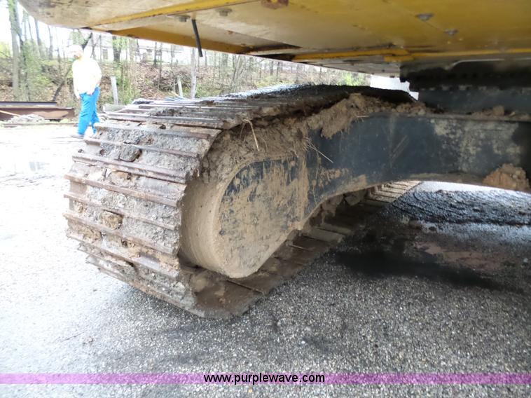 image for item K7998 2009 Komatsu PC160LC excavator