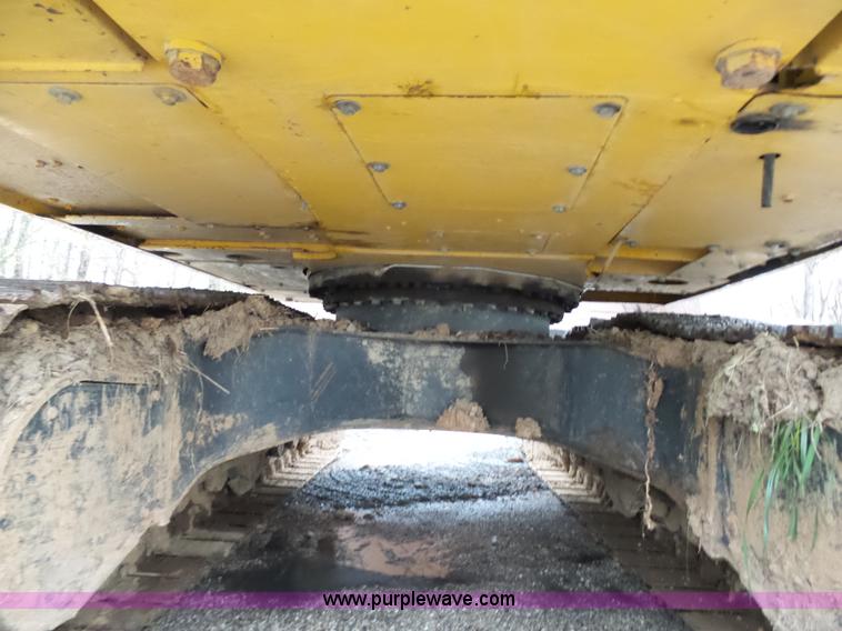 image for item K7998 2009 Komatsu PC160LC excavator