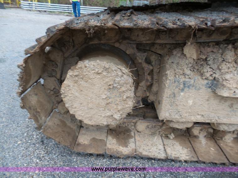 image for item K7998 2009 Komatsu PC160LC excavator