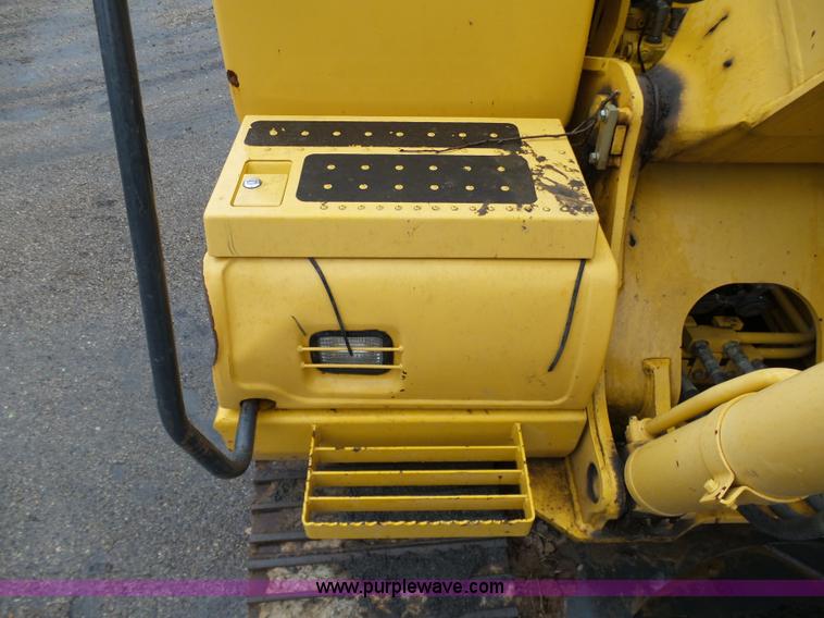 image for item K7998 2009 Komatsu PC160LC excavator