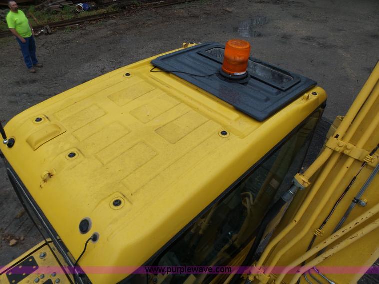 image for item K7998 2009 Komatsu PC160LC excavator