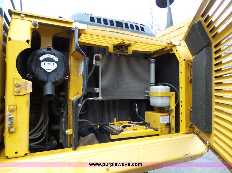 image for item K7998 2009 Komatsu PC160LC excavator