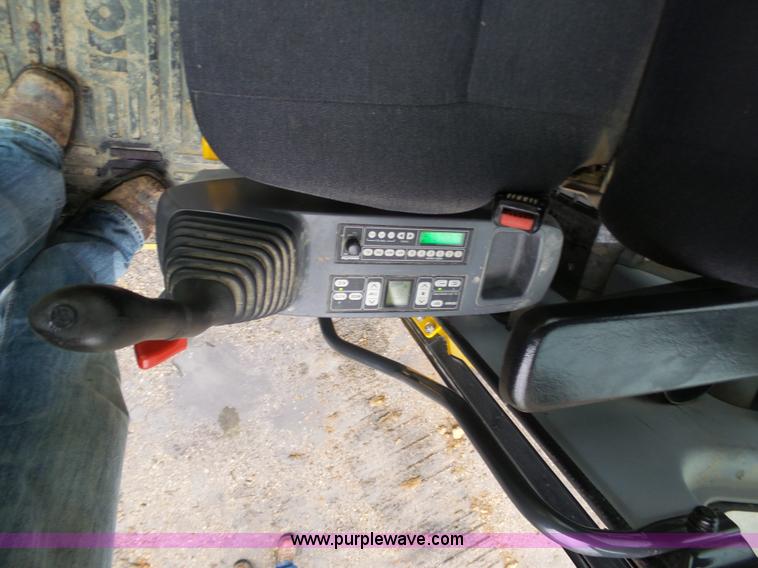 image for item K7998 2009 Komatsu PC160LC excavator