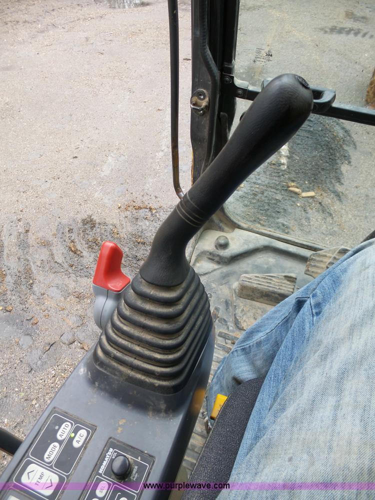 image for item K7998 2009 Komatsu PC160LC excavator