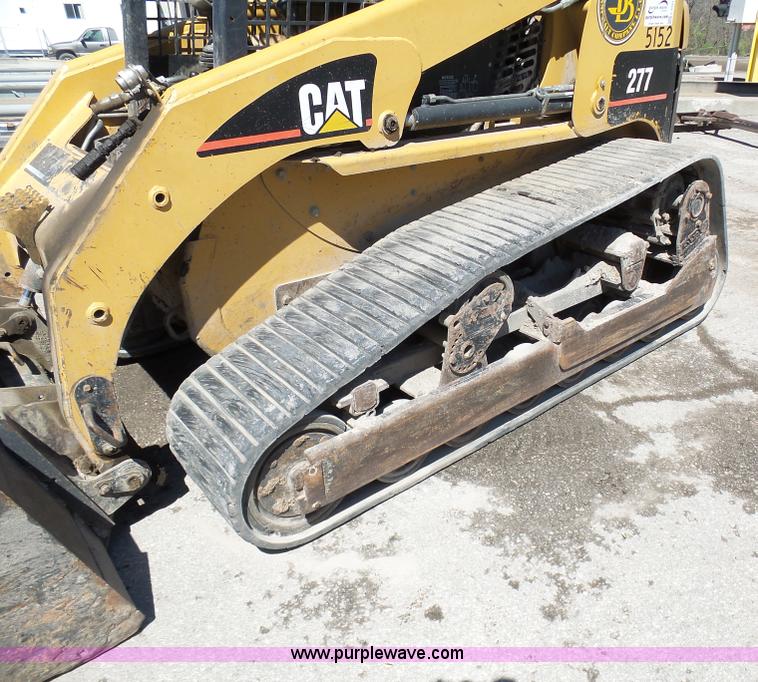 image for item L3161 2003 Caterpillar 277 skid steer