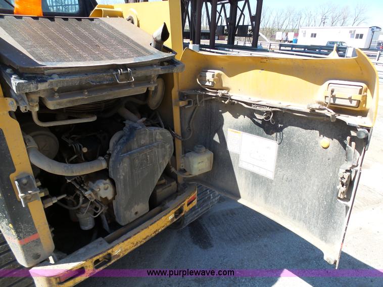 image for item L3161 2003 Caterpillar 277 skid steer
