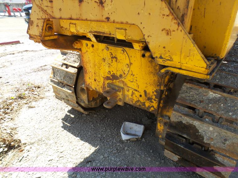 image for item L3162 International TD-8 Series E dozer
