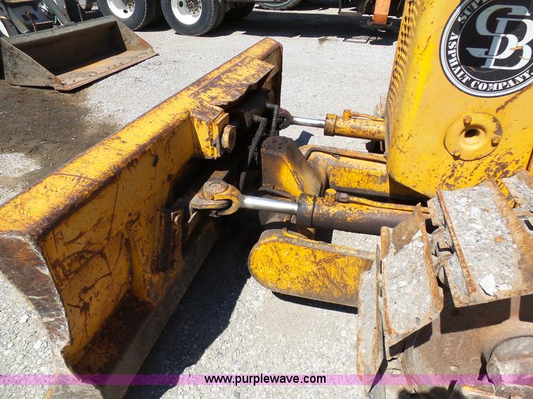 image for item L3162 International TD-8 Series E dozer