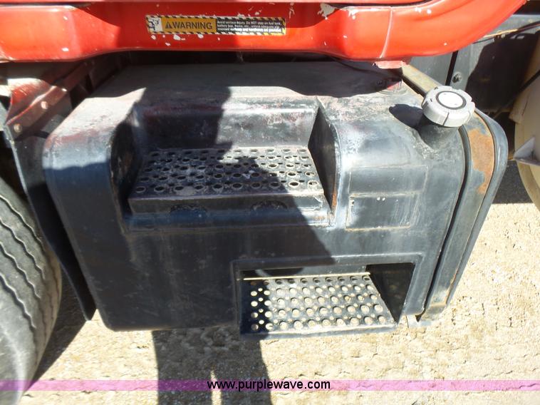 image for item L5495 1998 Mack DM600K mixer truck