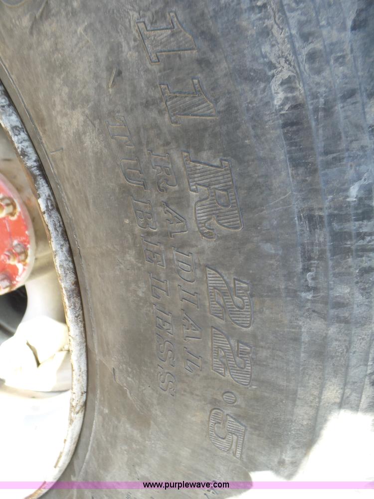 image for item L5495 1998 Mack DM600K mixer truck